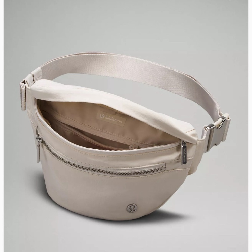 Lululemon City Adventurer 2.5L Belt Bag! Gray!!
